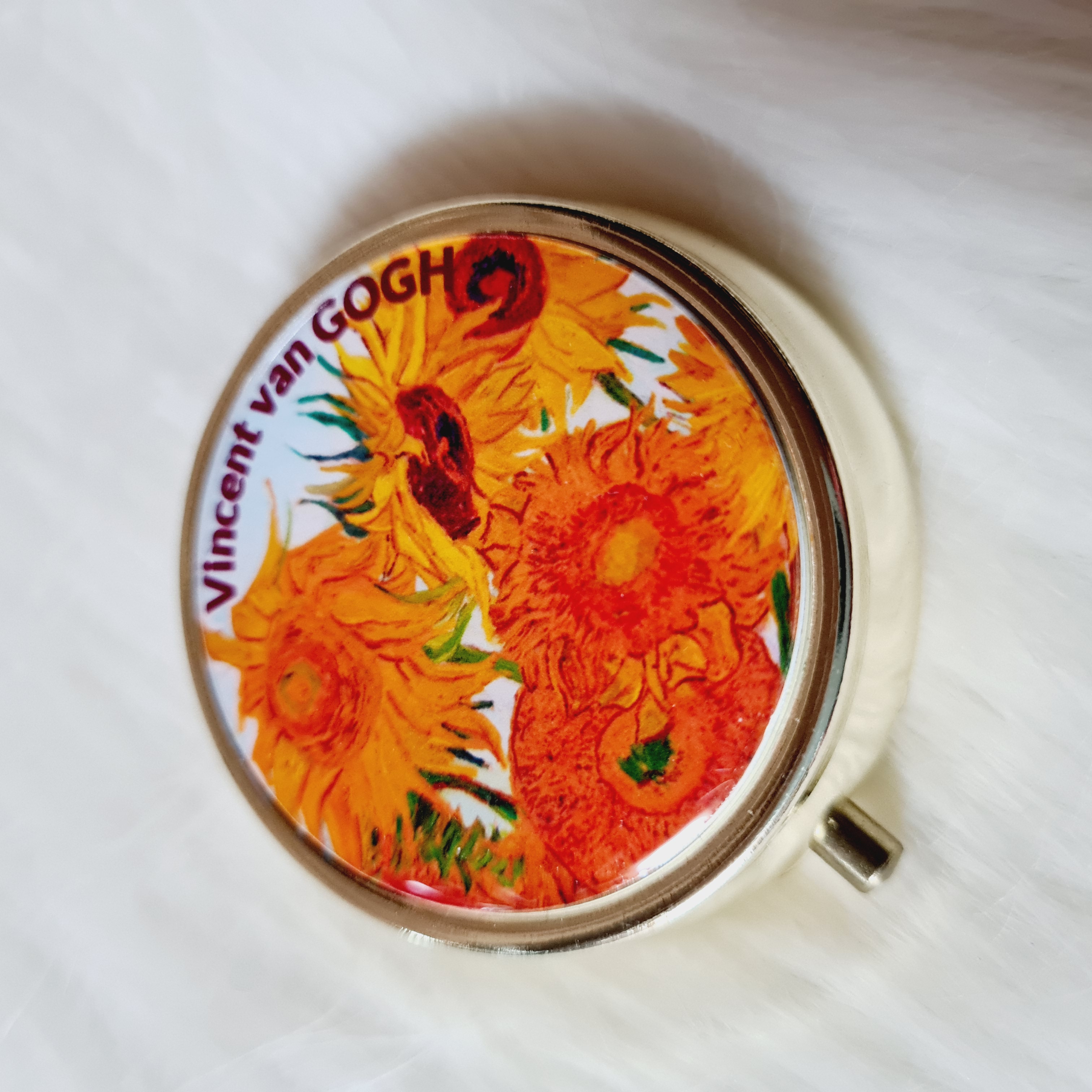 DÓZA NA PILULKY MOTIV VINCENT VAN GOGH - SLUNEČNICE - ZLATÁ