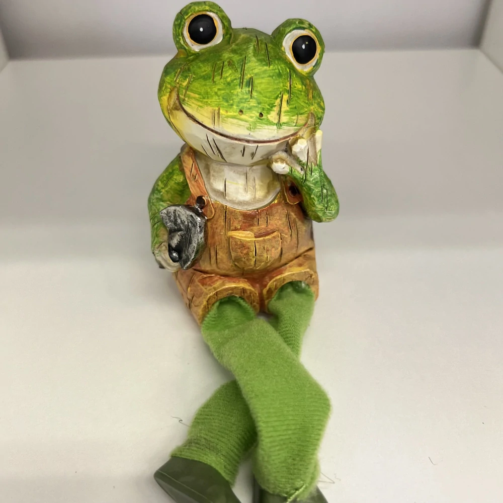 DEKORACE FIGURKA ŽÁBY SEDÍCÍ