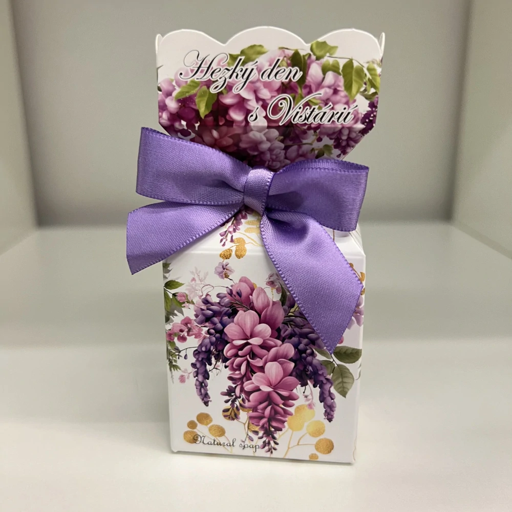 🌸 Přírodní mýdlo – Hezký den s vistárií (90 g)