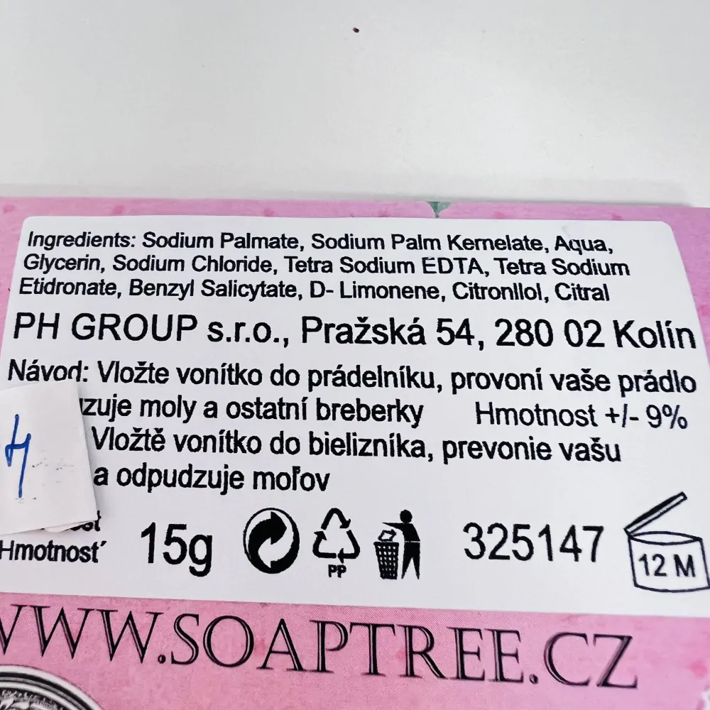 PŘÍRODNÍ VONÍTKO DO PRÁDLA - KRÁSNÝ DEN