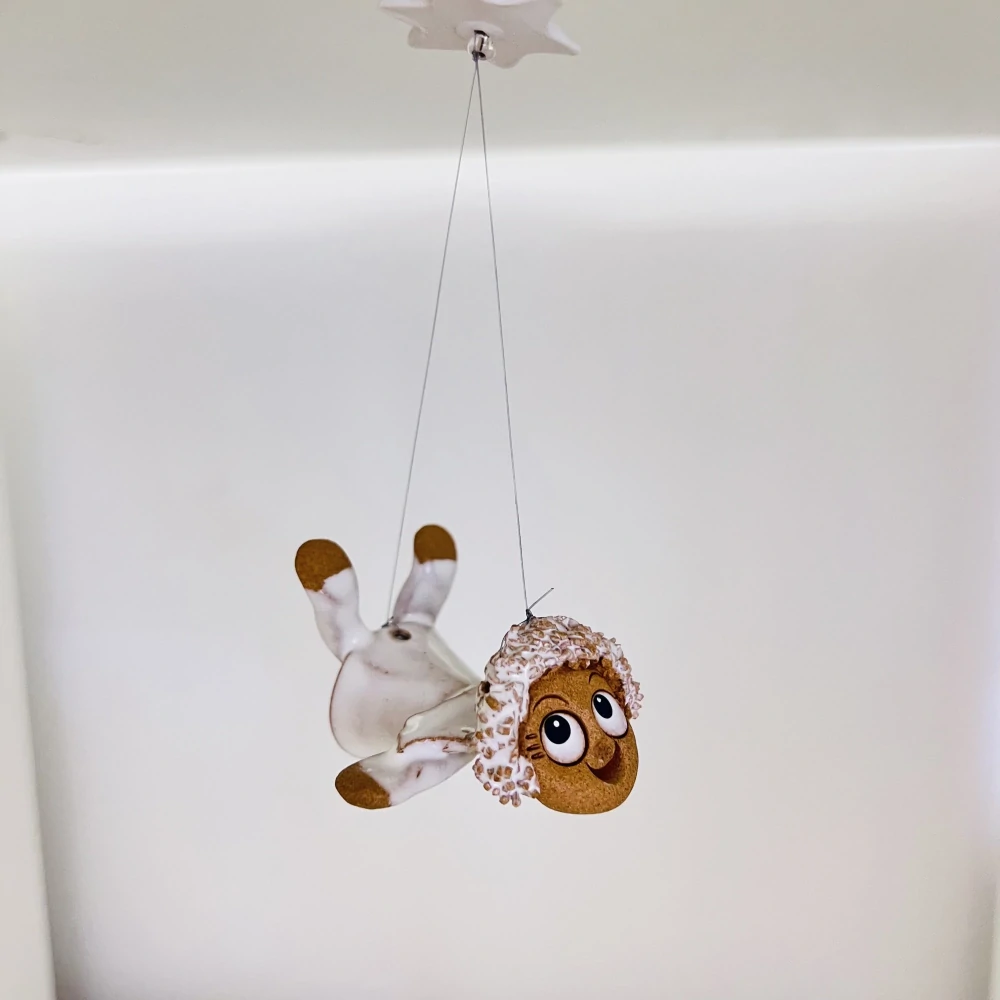 ANDÍLEK LÉTAJÍCÍ 