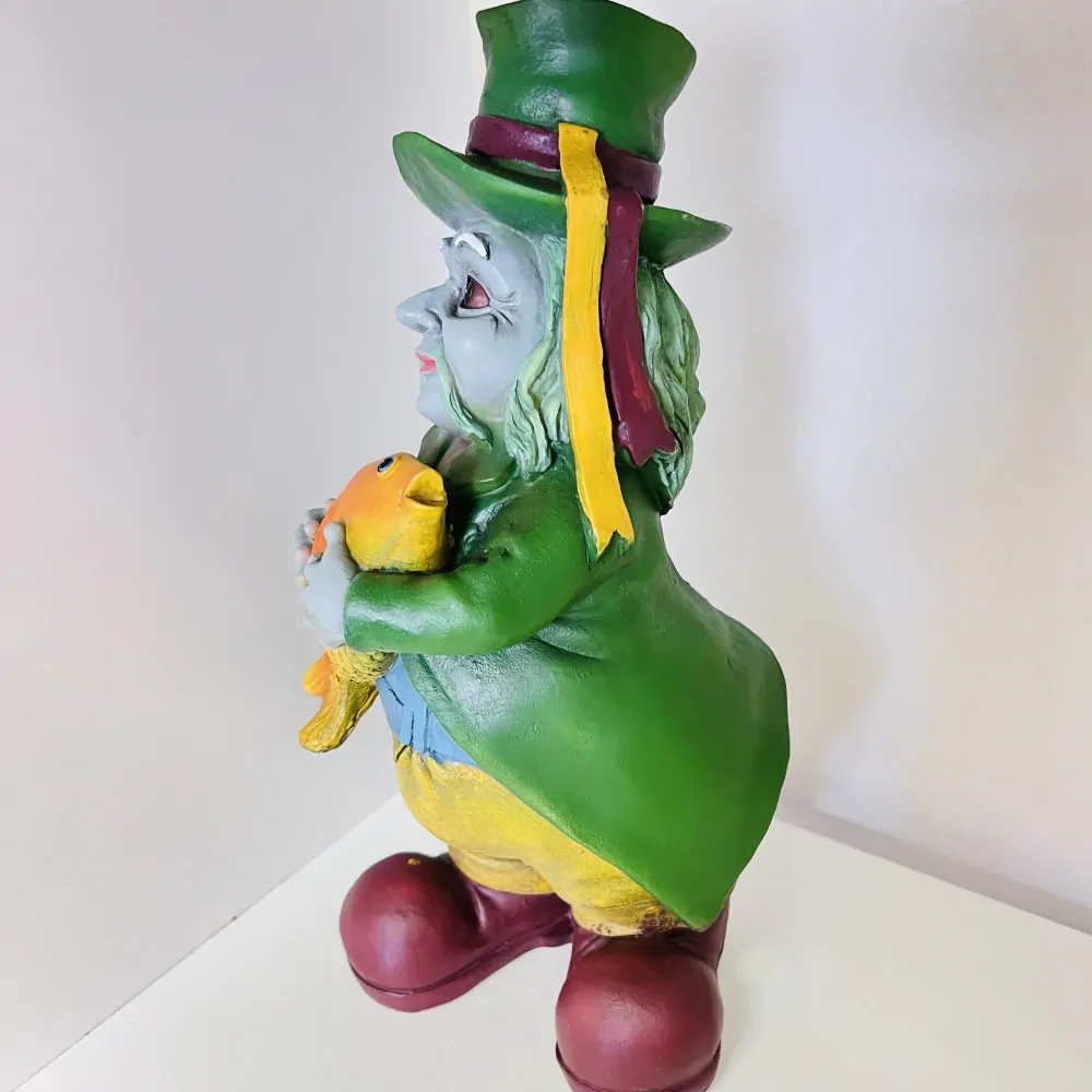 DEKORACE FIGURA VODNÍK S RYBKOU