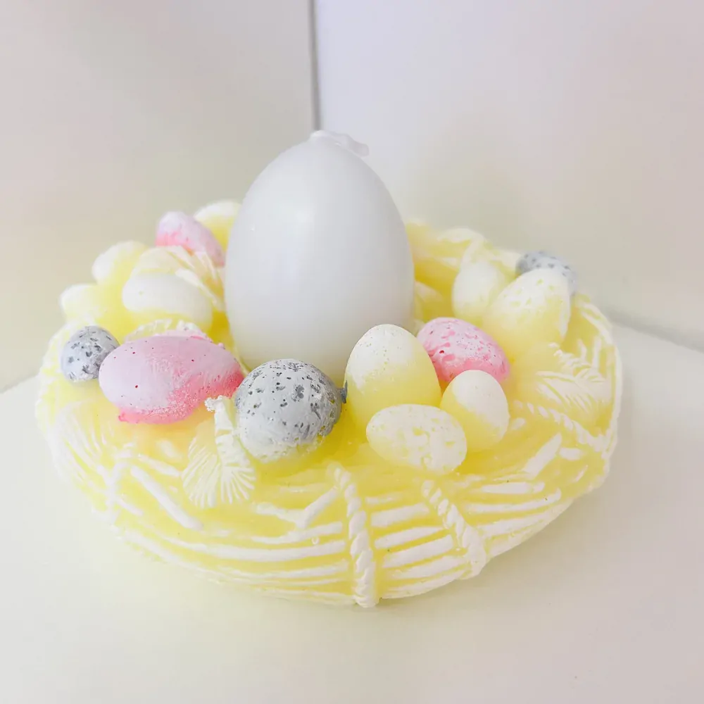 SVÍČKA VAJÍČKO SE SVÍCNEM BARVA ŽLUTÁ