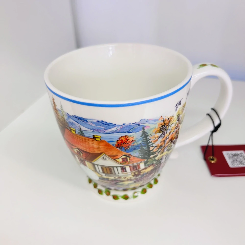 DÁRKOVÝ HRNEK BALENÝ V KRABIČCE MOTIV VENKOV