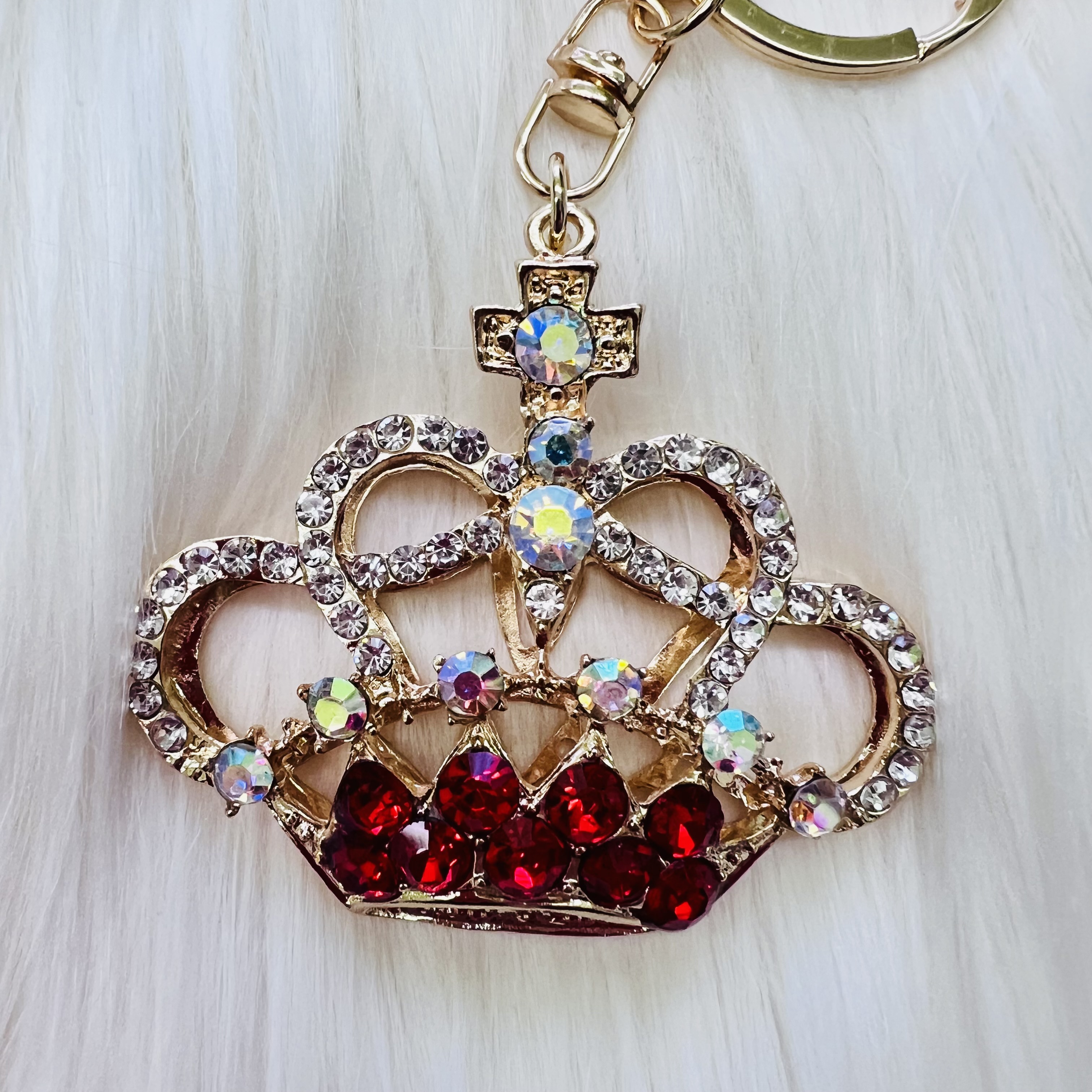 PŘÍVĚSEK NA KABELKU NEBO BATUŽEK