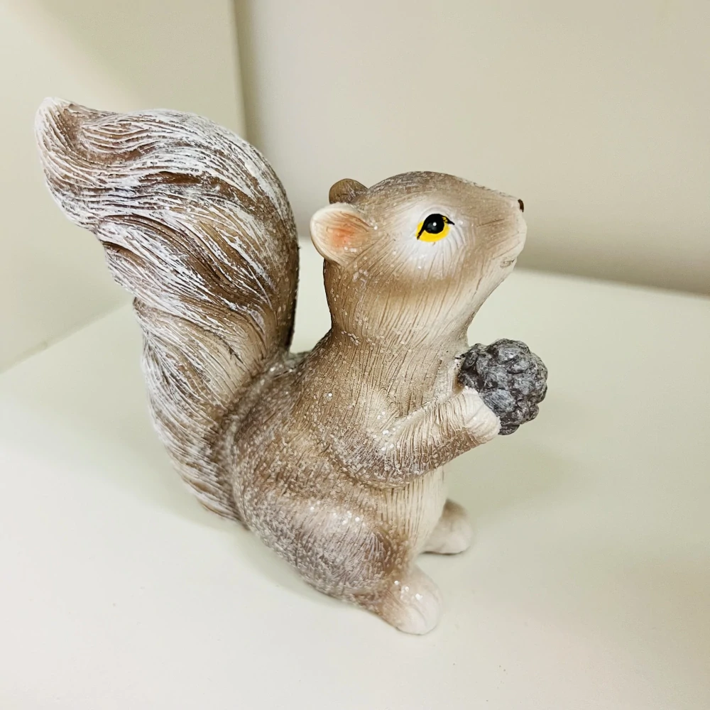 ZIMNÍ DEKORACE FIGURKA VEVERKA