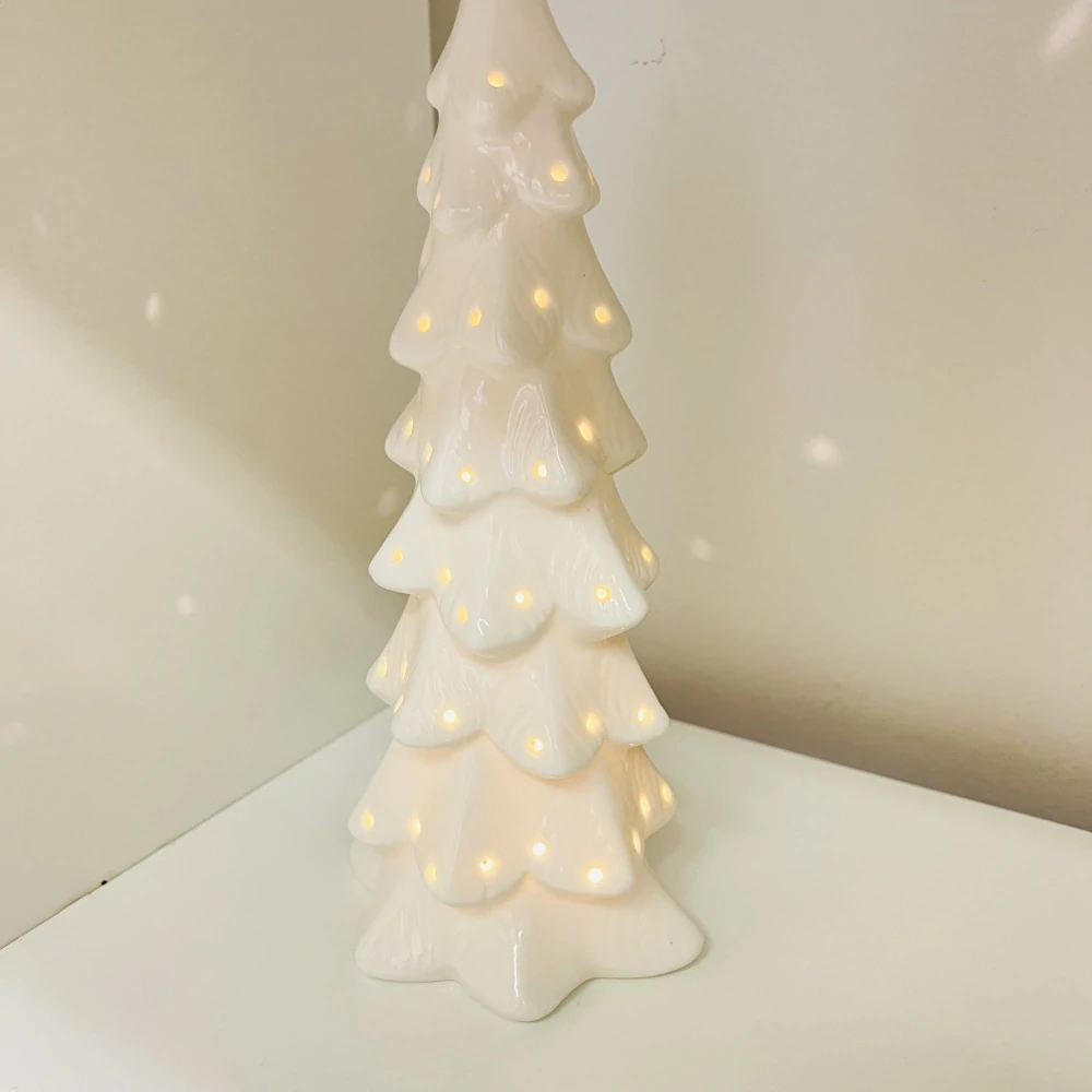 ZIMNÍ DEKORACE STROM S LED SVĚTLEM