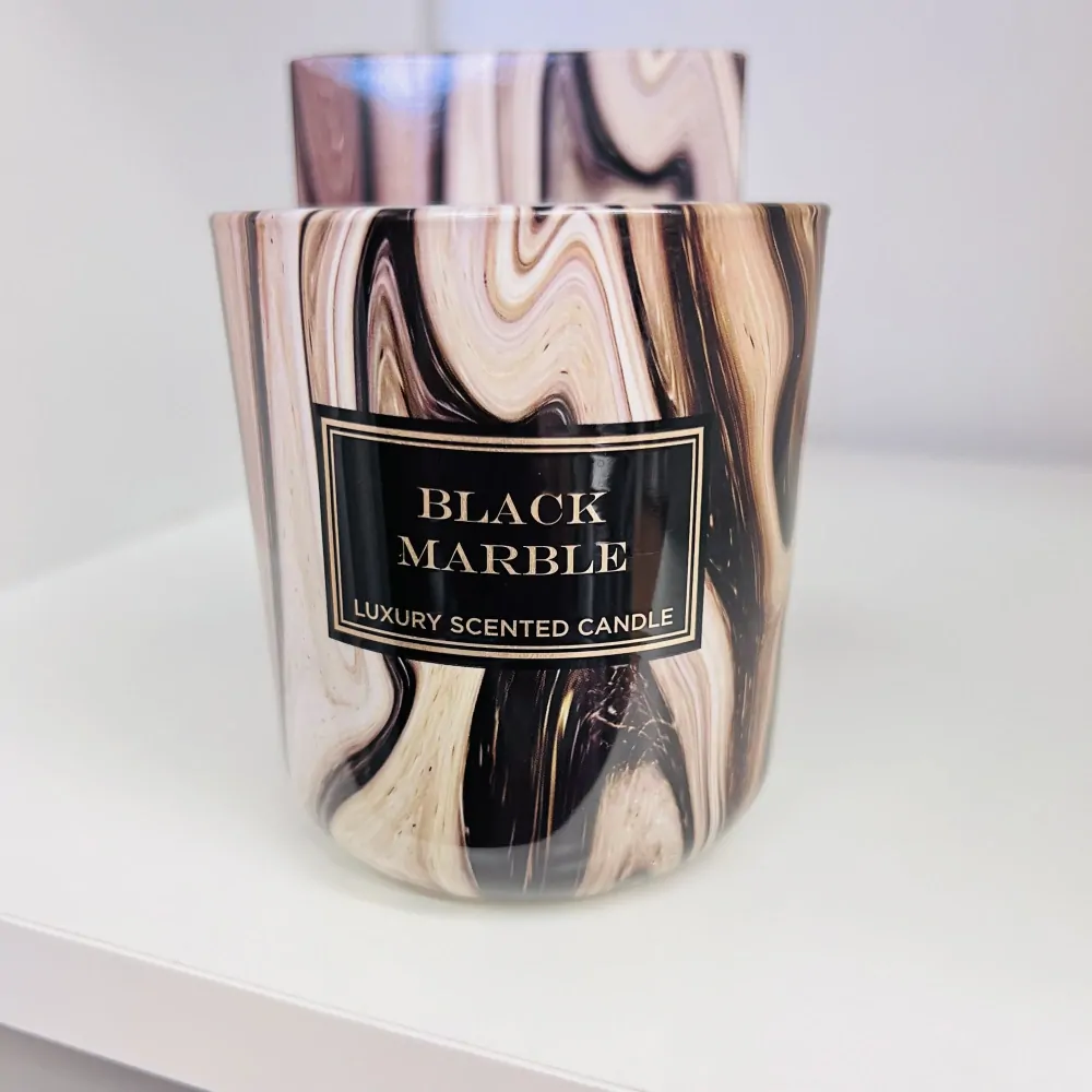 SVÍČKA VE SKLE BLACK MARBLE