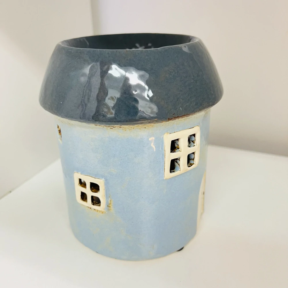 DEKORACE AROMALAMPA TVAR DOMEČEK