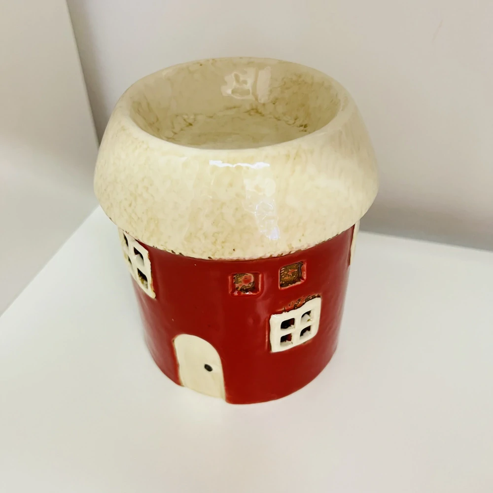 DEKORACE AROMALAMPA TVAR DOMEČEK 