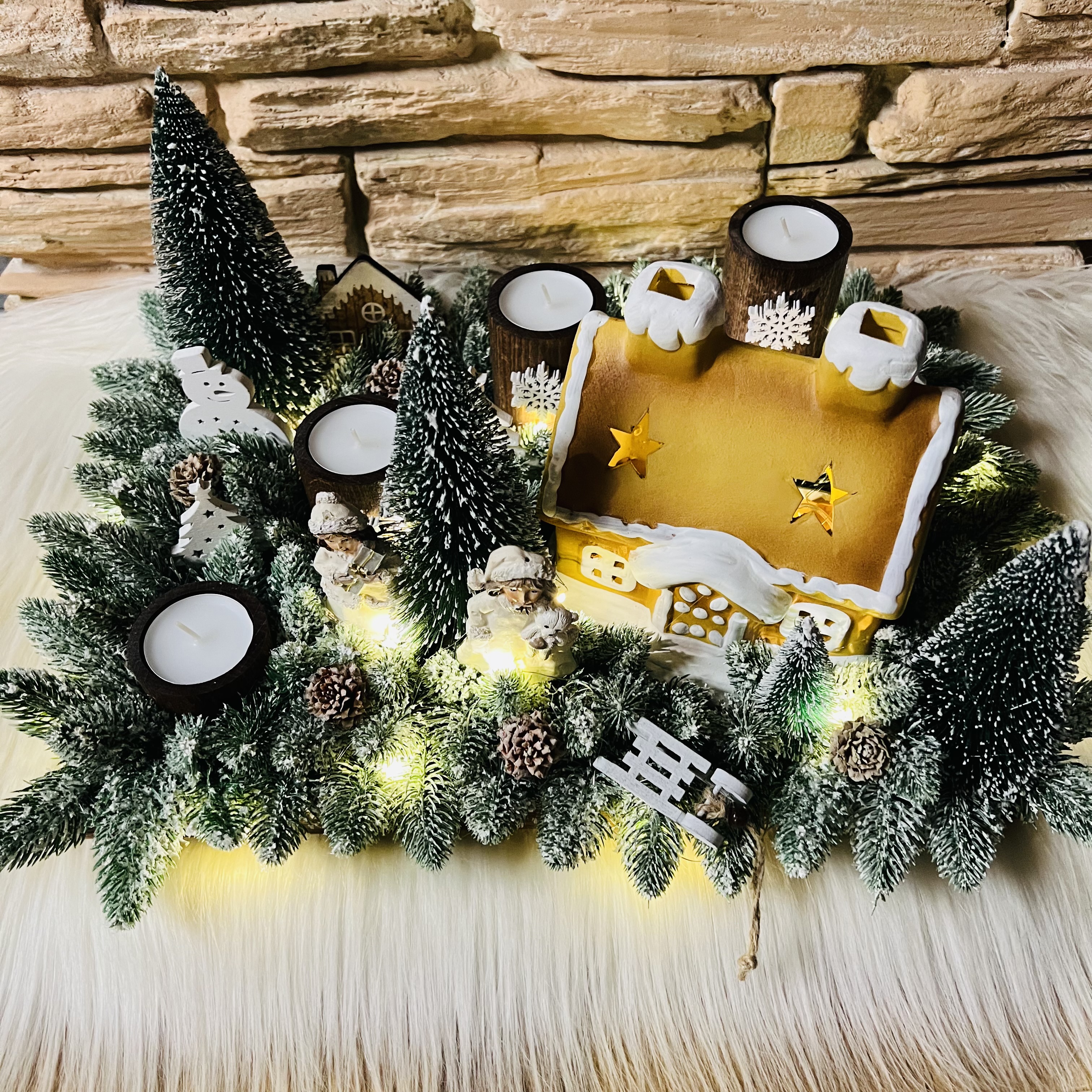 ZIMNÍ DEKORACE ADVENTNÍ SVÍCEN NA ČAJOVÉ SVÍČKY S OSVĚTLENÍM