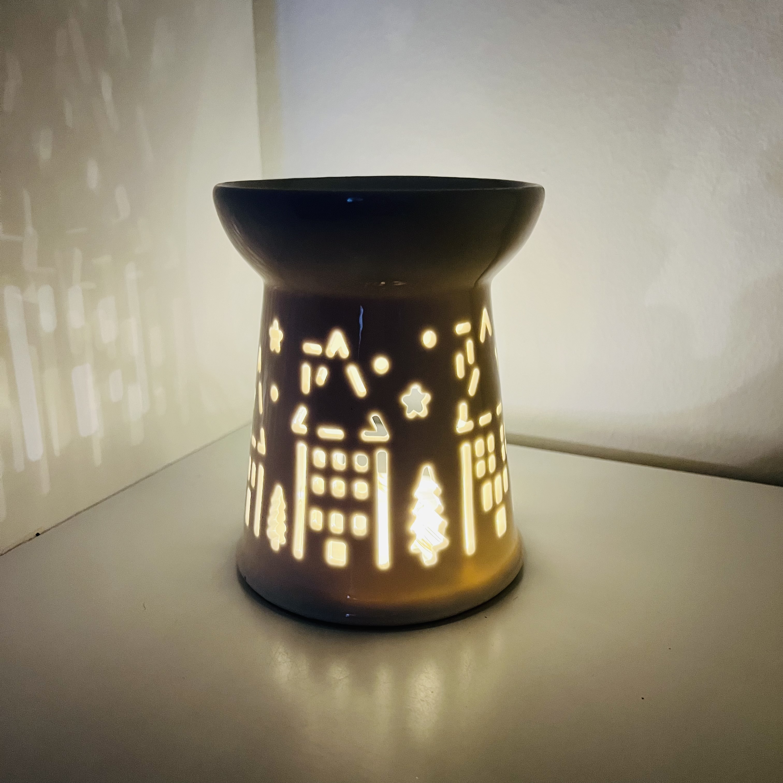 DEKORACE ZIMNÍ AROMALAMPA 