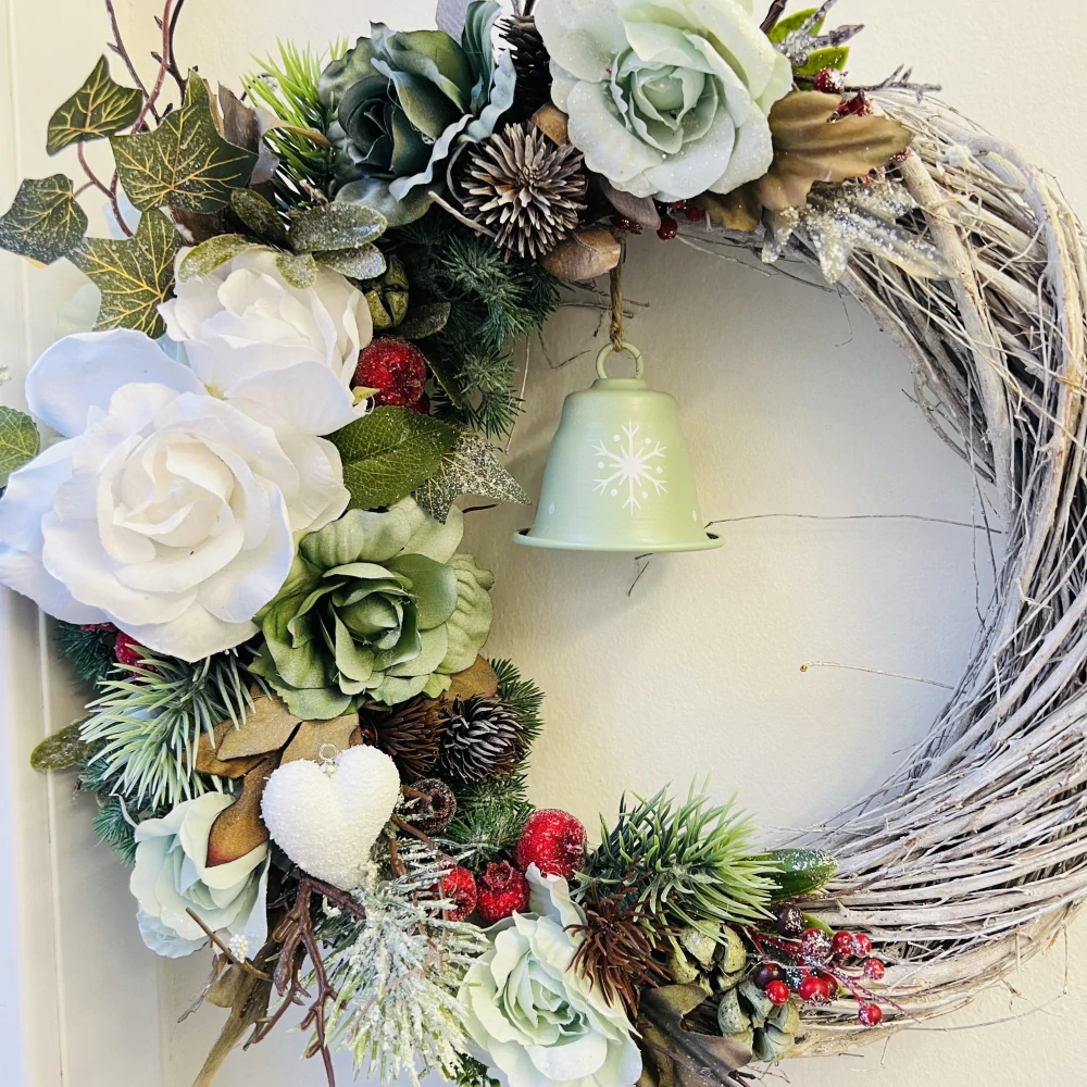 ZIMNÍ DEKORACE VĚNEC NA DVEŘE 