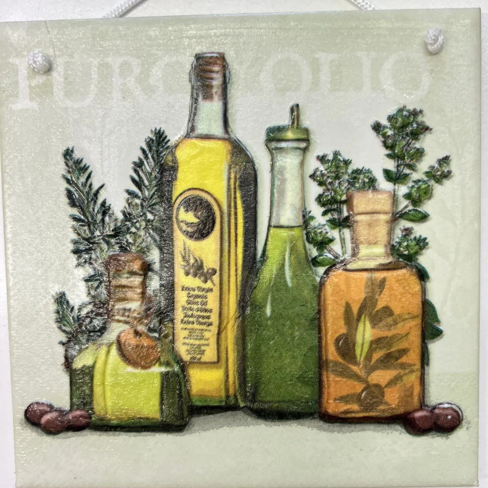 KERAMICKÁ DLAŽDICE ZDOBENÁ TECHNIKOU DECOUPAGE 3D
