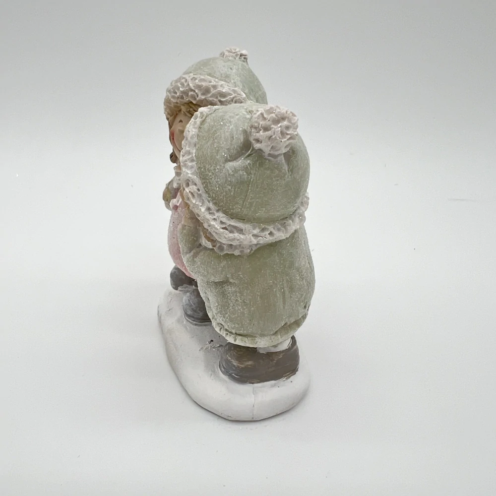 ZIMNÍ DEKORACE FIGURKA DĚTÍ