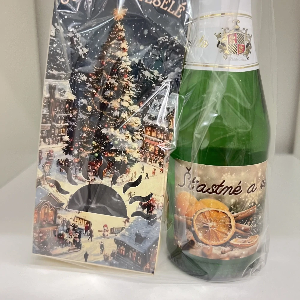 🎁 Vánoční dárkový balíček – Moscato & jahody v čokoládě