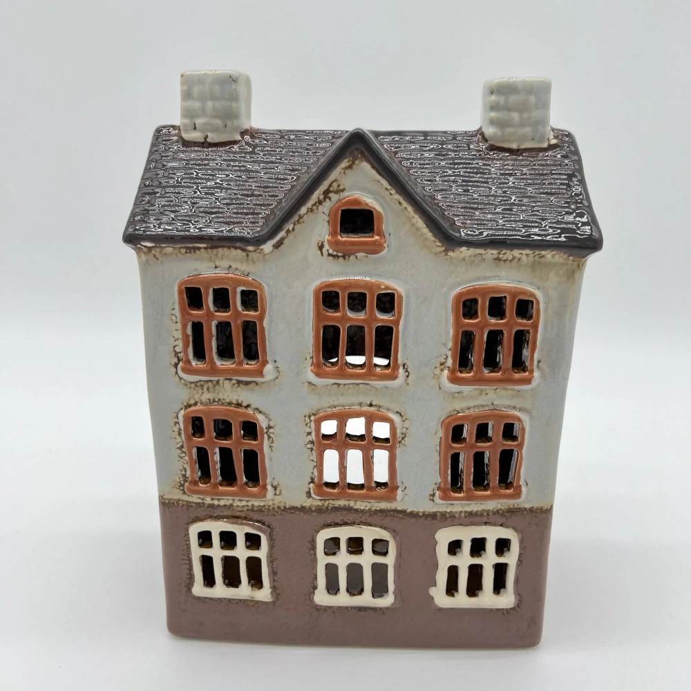 🏡 Keramický domeček na svíčku – krémový s terakotovými okny 🏡