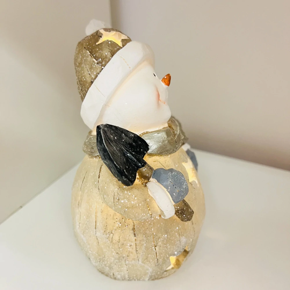 SNĚHULÁK S LED OSVĚTLENÍM 