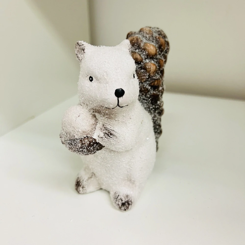 ZIMNÍ DEKORACE FIGURKA VEVERKA 