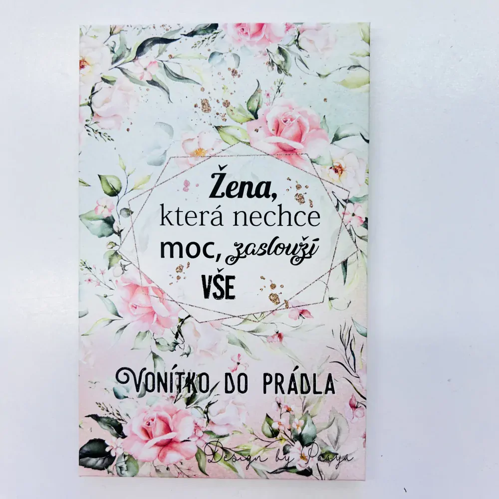 PŘÍRODNÍ VONÍTKO DO PRÁDLA - ŽENA, KTERÁ NECHCE MOC, ZASLOUŽÍ VŠE