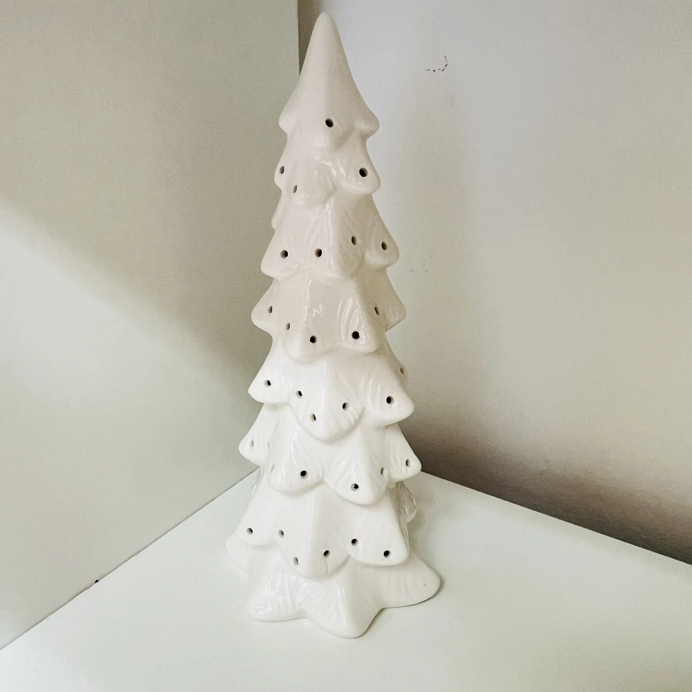 ZIMNÍ DEKORACE STROM S LED SVĚTLEM