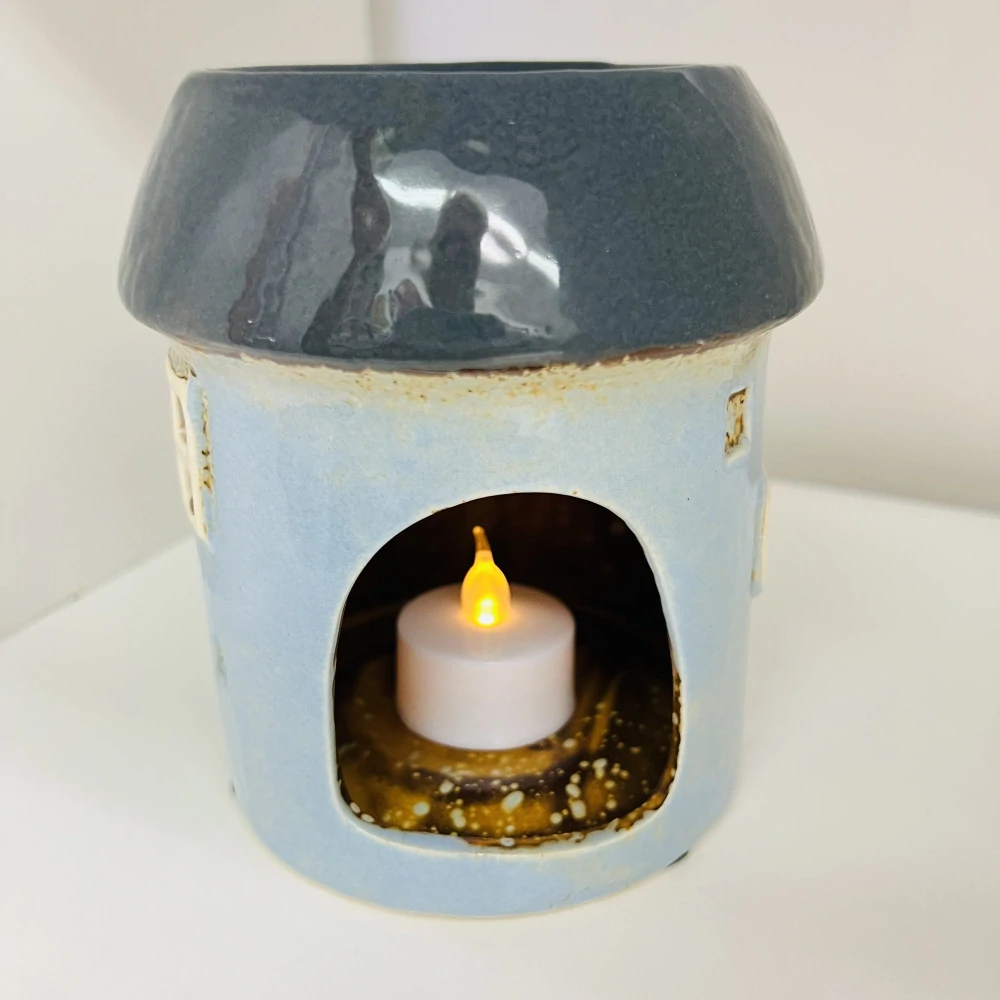 DEKORACE AROMALAMPA TVAR DOMEČEK