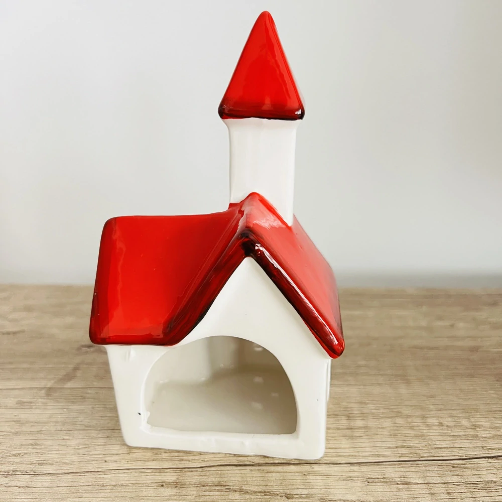 DEKORACE KERAMICKÝ DOMEK S VĚŽIČKOU NA ČAJOVOU SVÍČKU