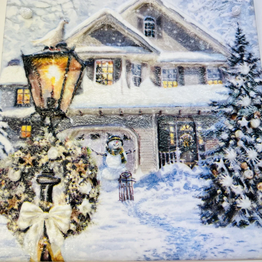 DEKORACE K ZAVĚŠENÍ DLAŽDICE ZDOBENA TECHNIKOU DECOUPAGE 3D