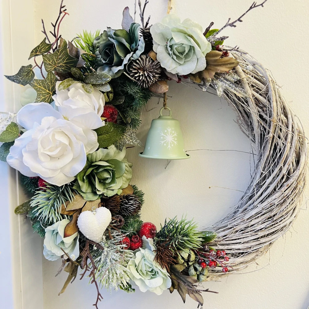 ZIMNÍ DEKORACE VĚNEC NA DVEŘE 