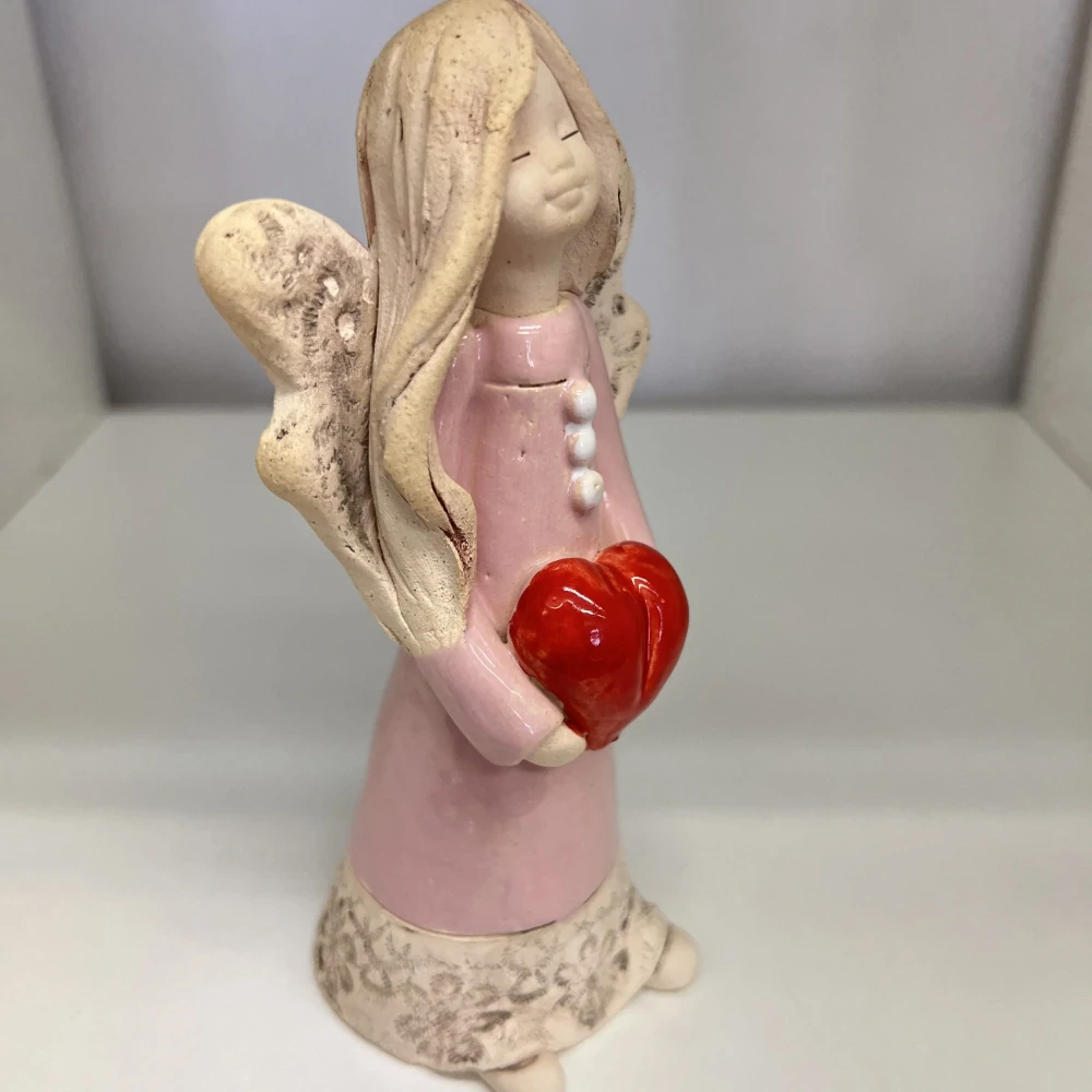 DEKORACE ANDĚLKA SE SRDCEM GLAZOVANÁ 