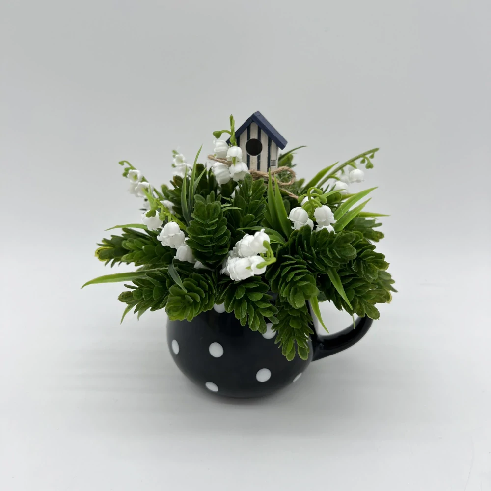 🌿 Jarní dekorace v keramickém hrnečku s budkou 🏡