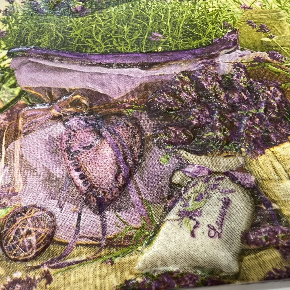💜 Zdobená keramická dlaždice – Levandulové zátiší 🌸