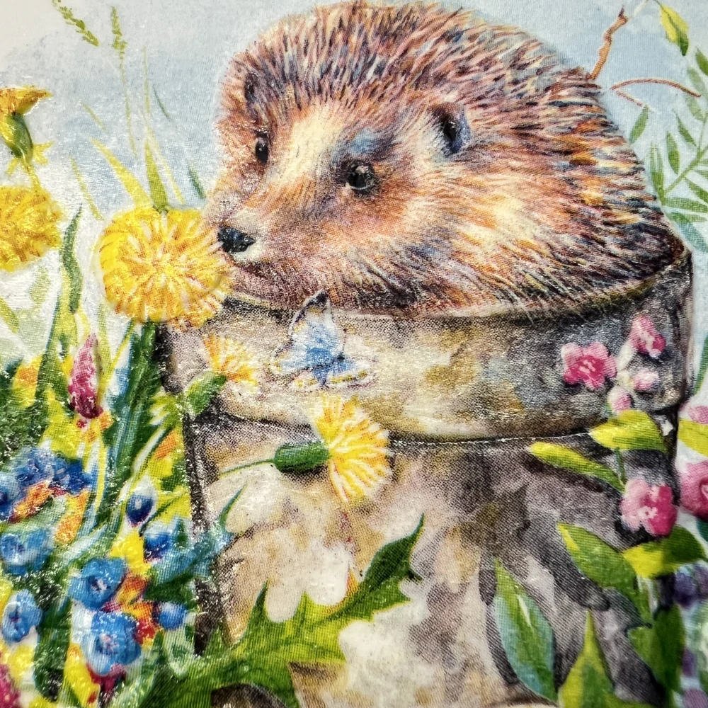 🦔🌼 Keramická dlaždice – Ježeček mezi květinami 🦋🌿