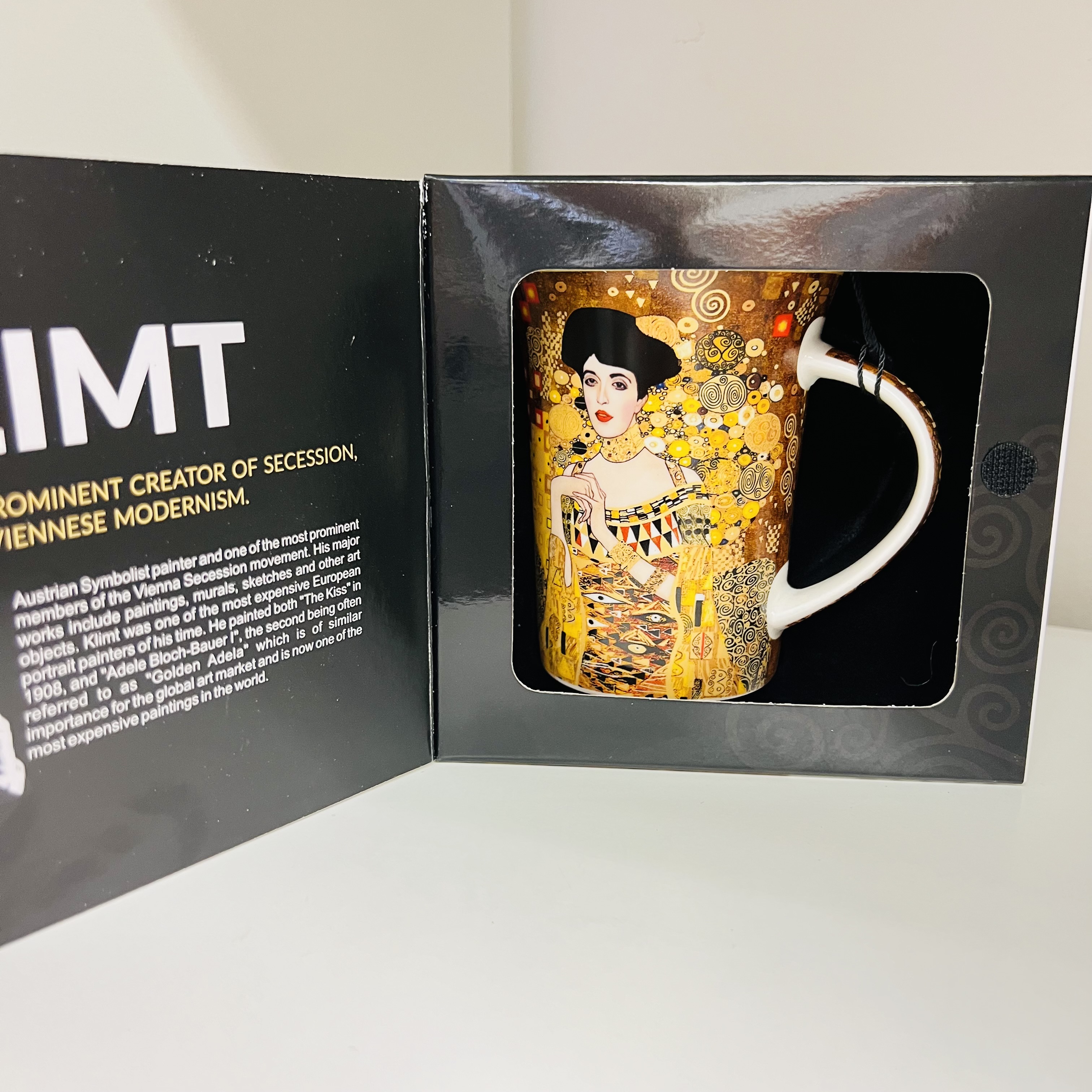 HRNEK V DÁRKOVÉM BALENÍ MOTIV GUSTAV KLIMT - ADEL