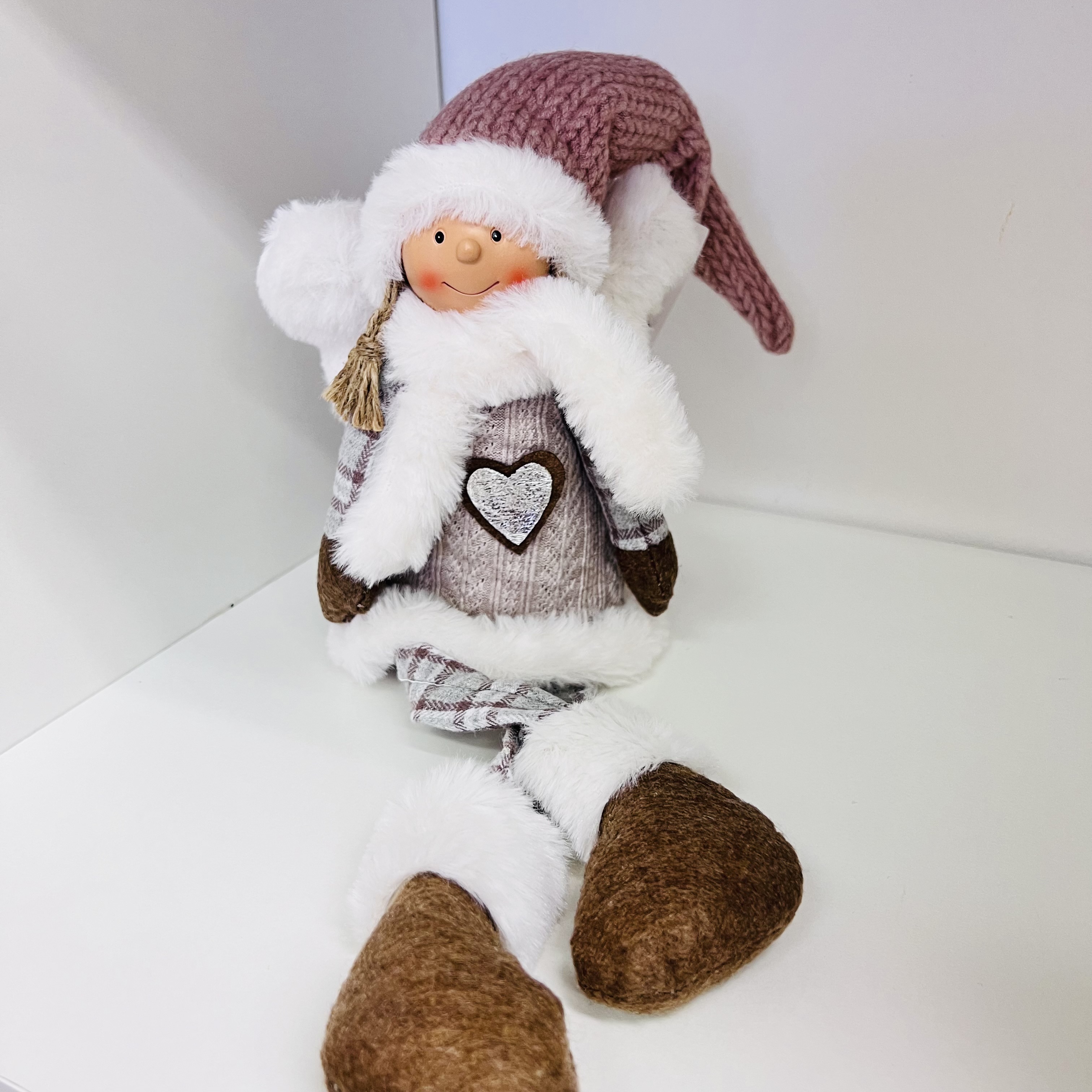 ZIMNÍ DEKORACE ANDĚLKA LÁTKOVÁ SEDÍCÍ