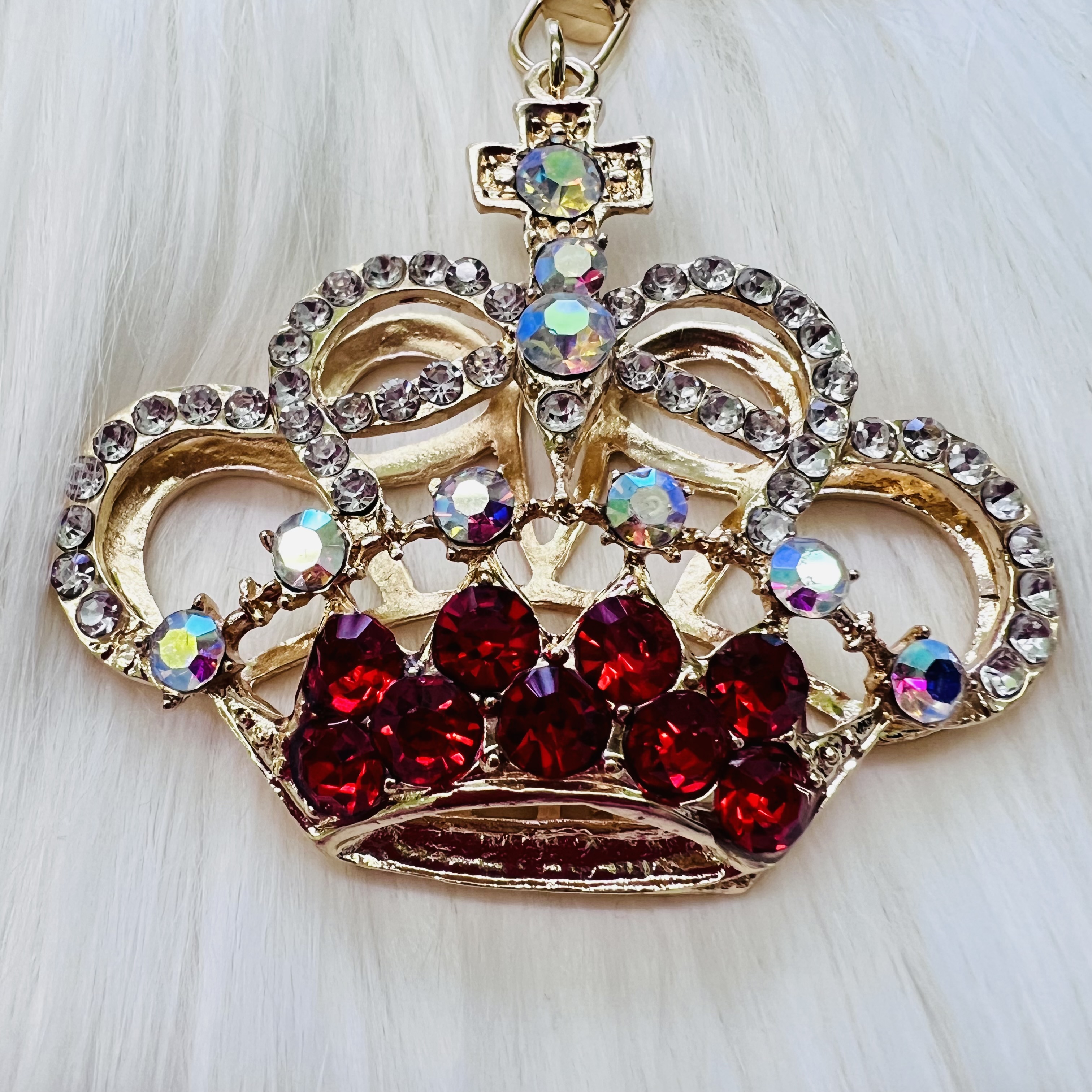 PŘÍVĚSEK NA KABELKU NEBO BATUŽEK