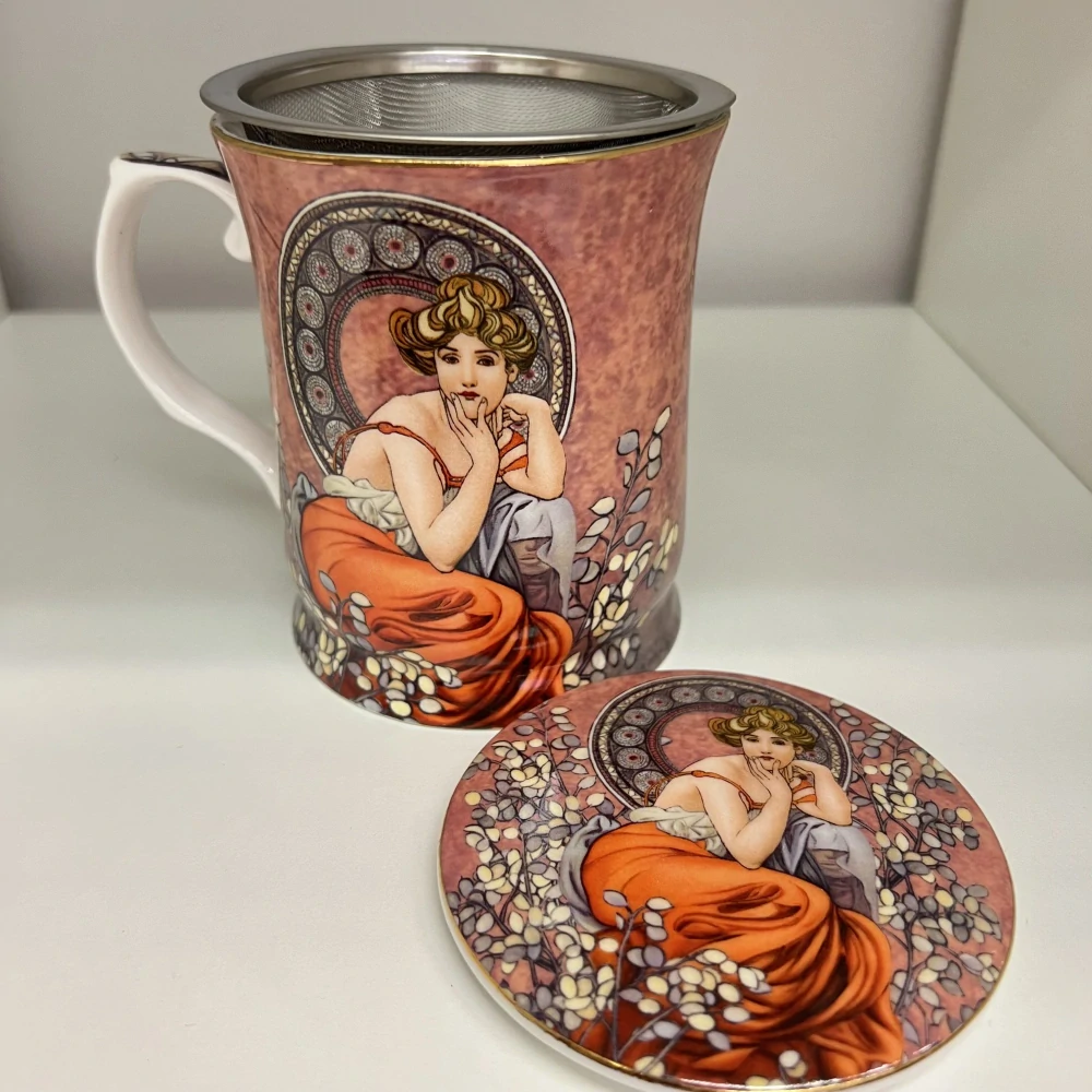 DÁRKOVÝ HRNEK NA BYLINKY MOTIV ALPHONSE MUCHA
