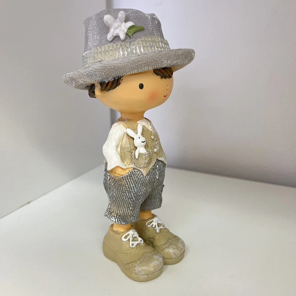 DEKORACE FIGURKA CHLAPCE