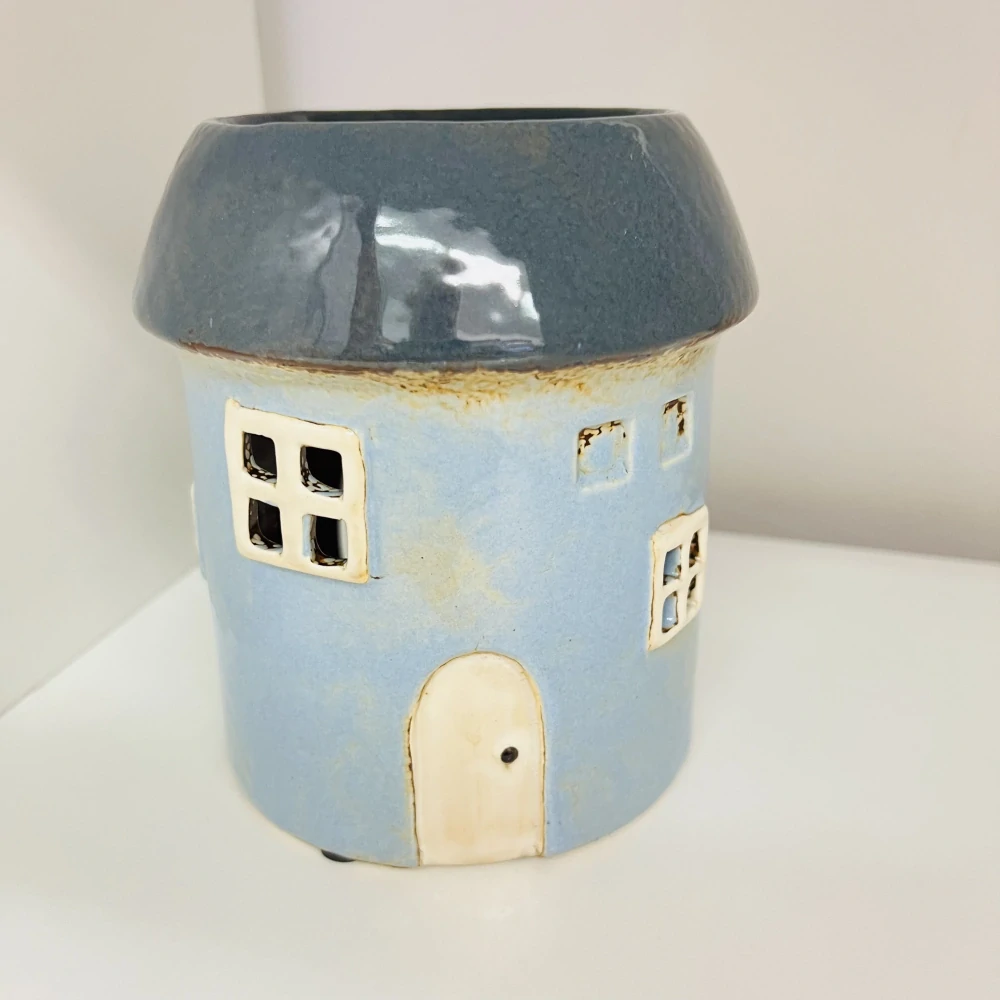 DEKORACE AROMALAMPA TVAR DOMEČEK