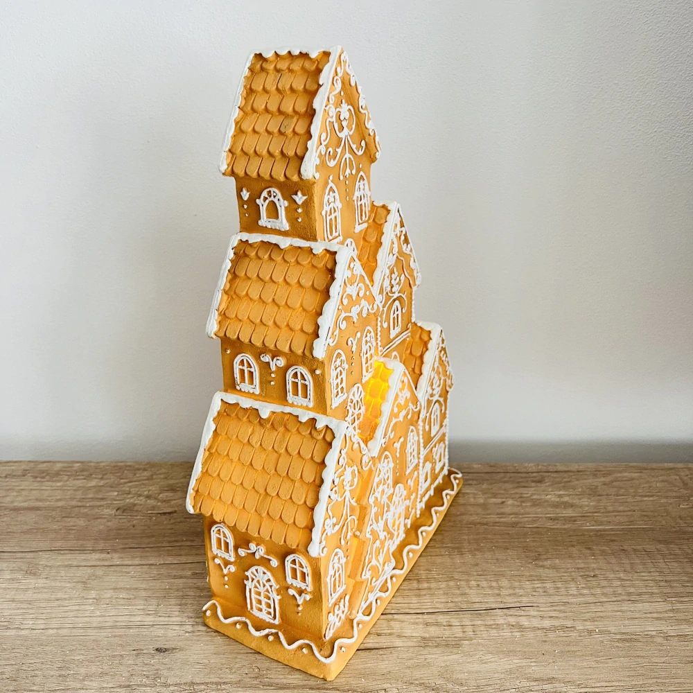 DEKORACE ZIMNÍ PERNÍČKOVÝ DOMEČEK VELKY S LED OSVĚTLENÍM