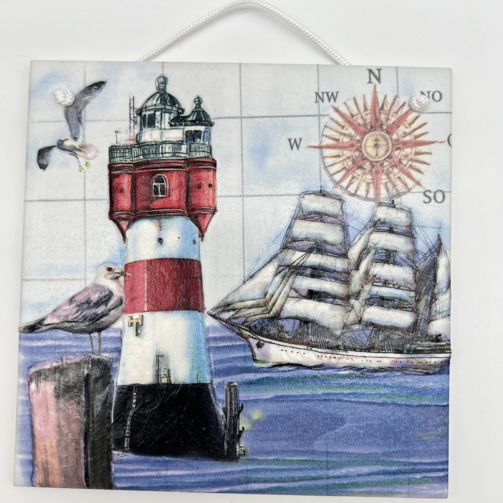 DEKORACE K ZAVĚŠENÍ DLAŽDICE ZDOBENÁ TECHNIKOU DECOUPAGE 3D 