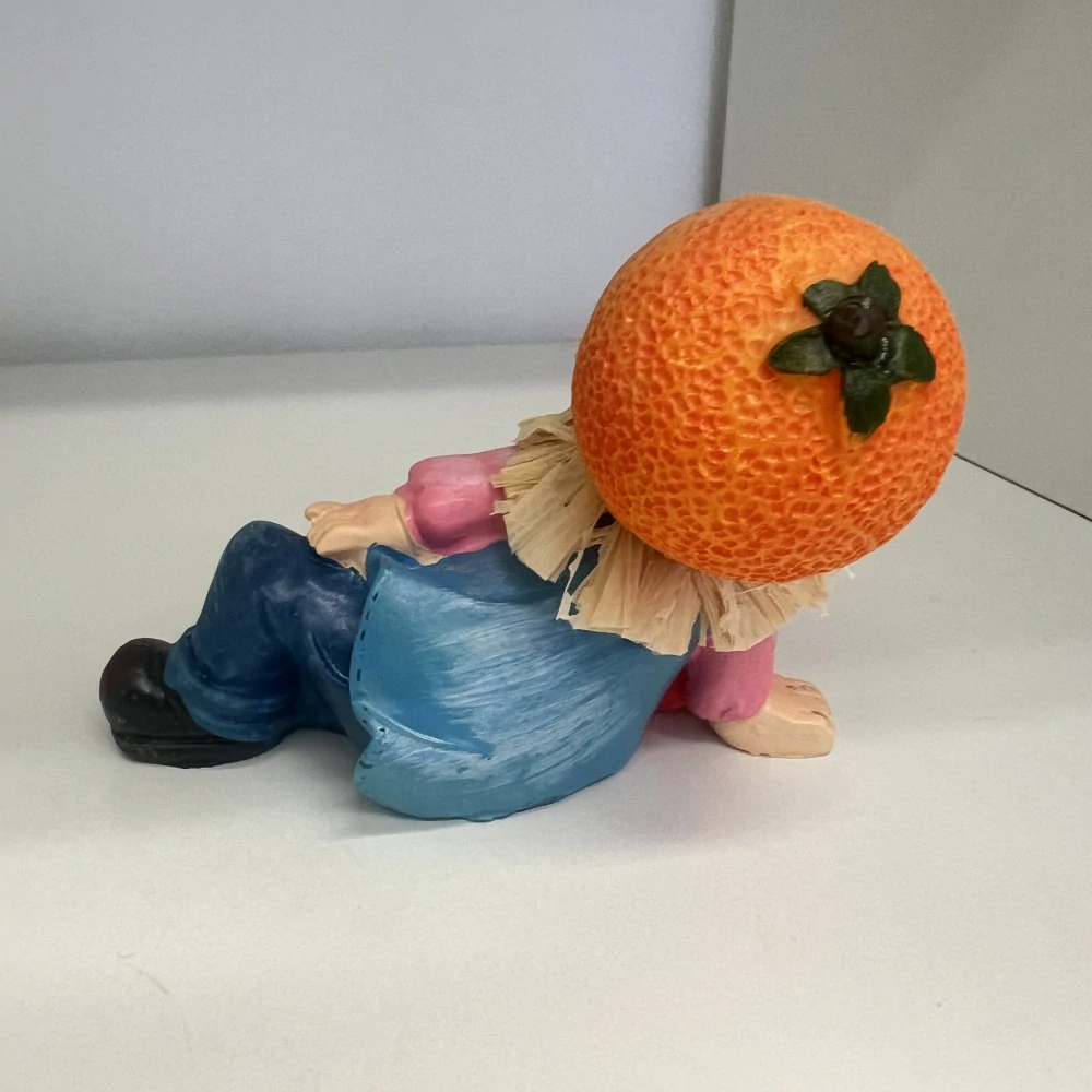 PODZIMNÍ DEKORACE FIGURKA DÍVKY