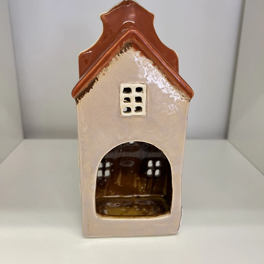 KERAMICKÝ DOMEK NA ČAJOVOU SVÍČKU 