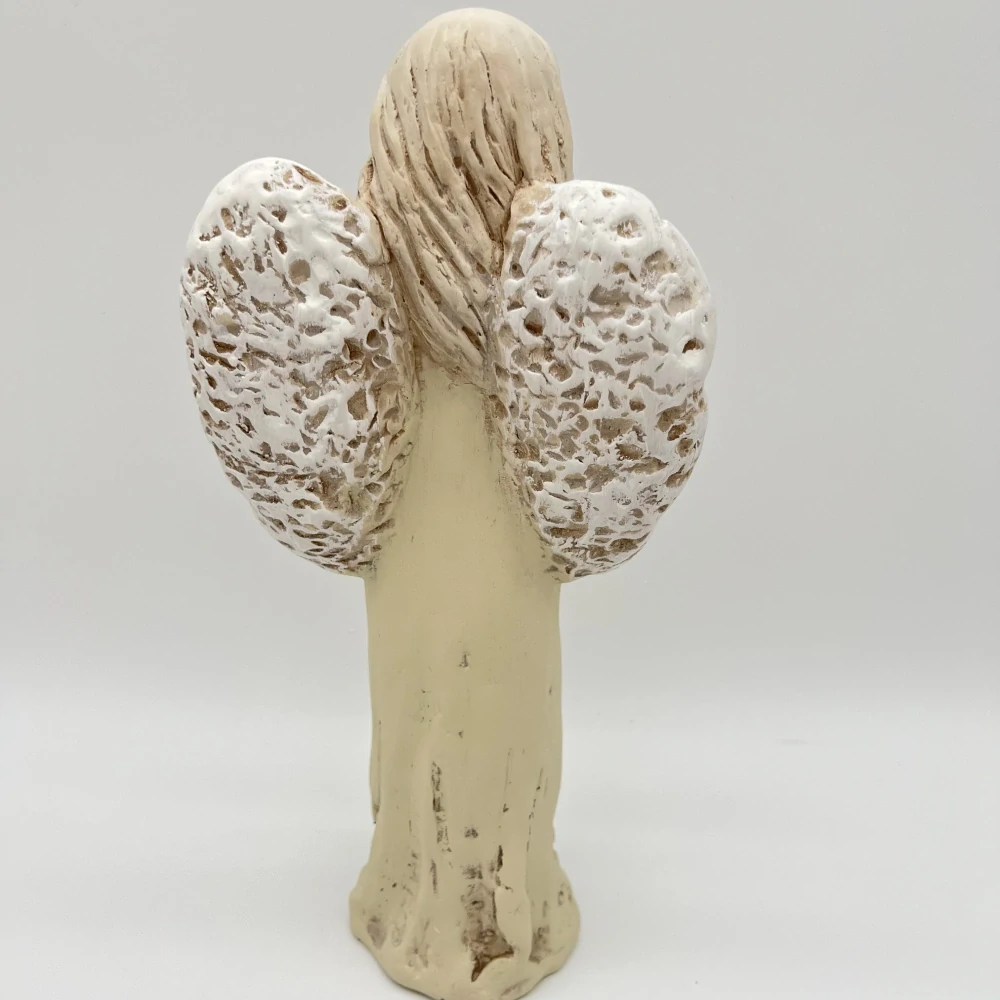 DEKORACE ANDĚL S KVĚTINOU