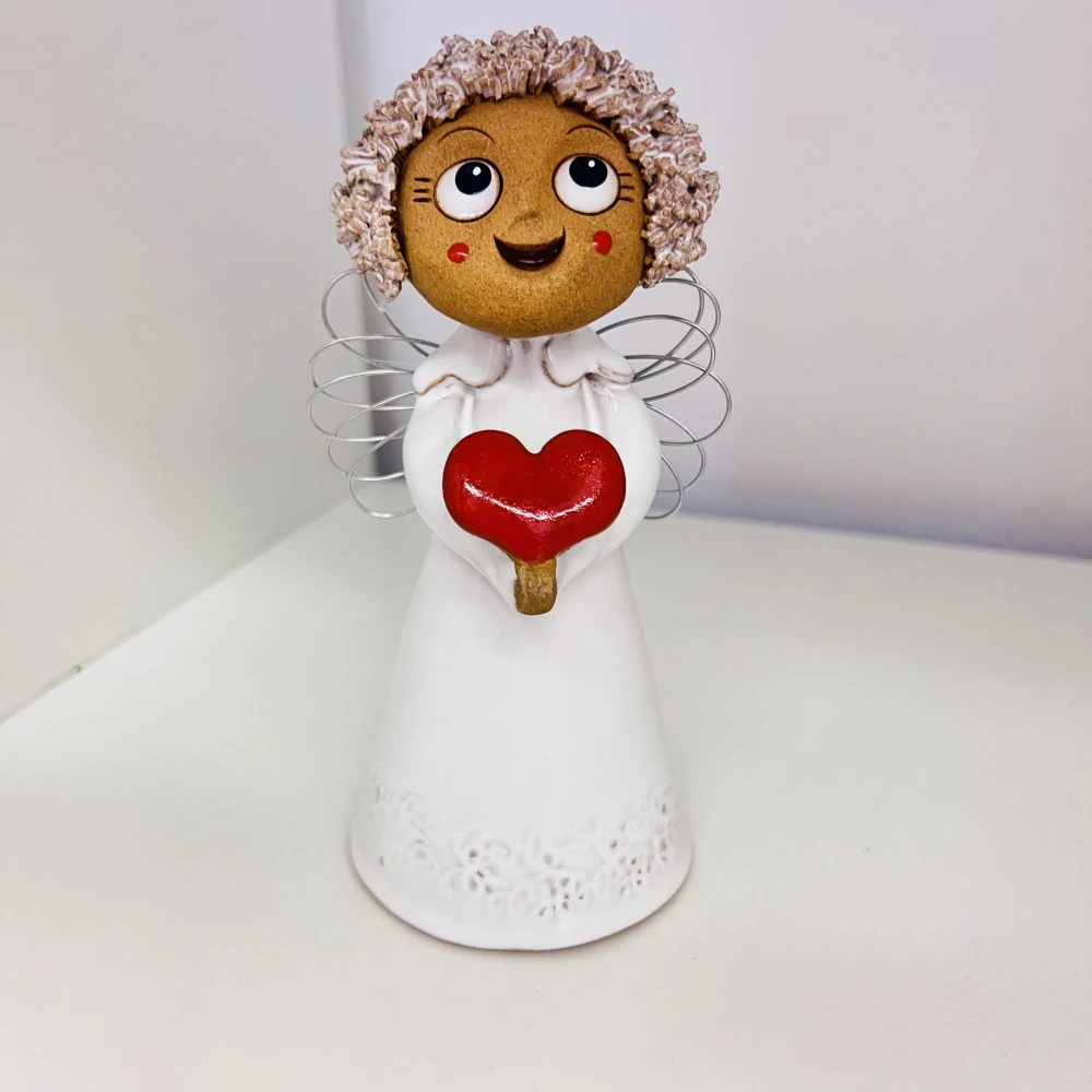 ANDĚL  - DRÁTĚNÁ KŘÍDLA  SE SRDÍČKEM ČERVENÝM