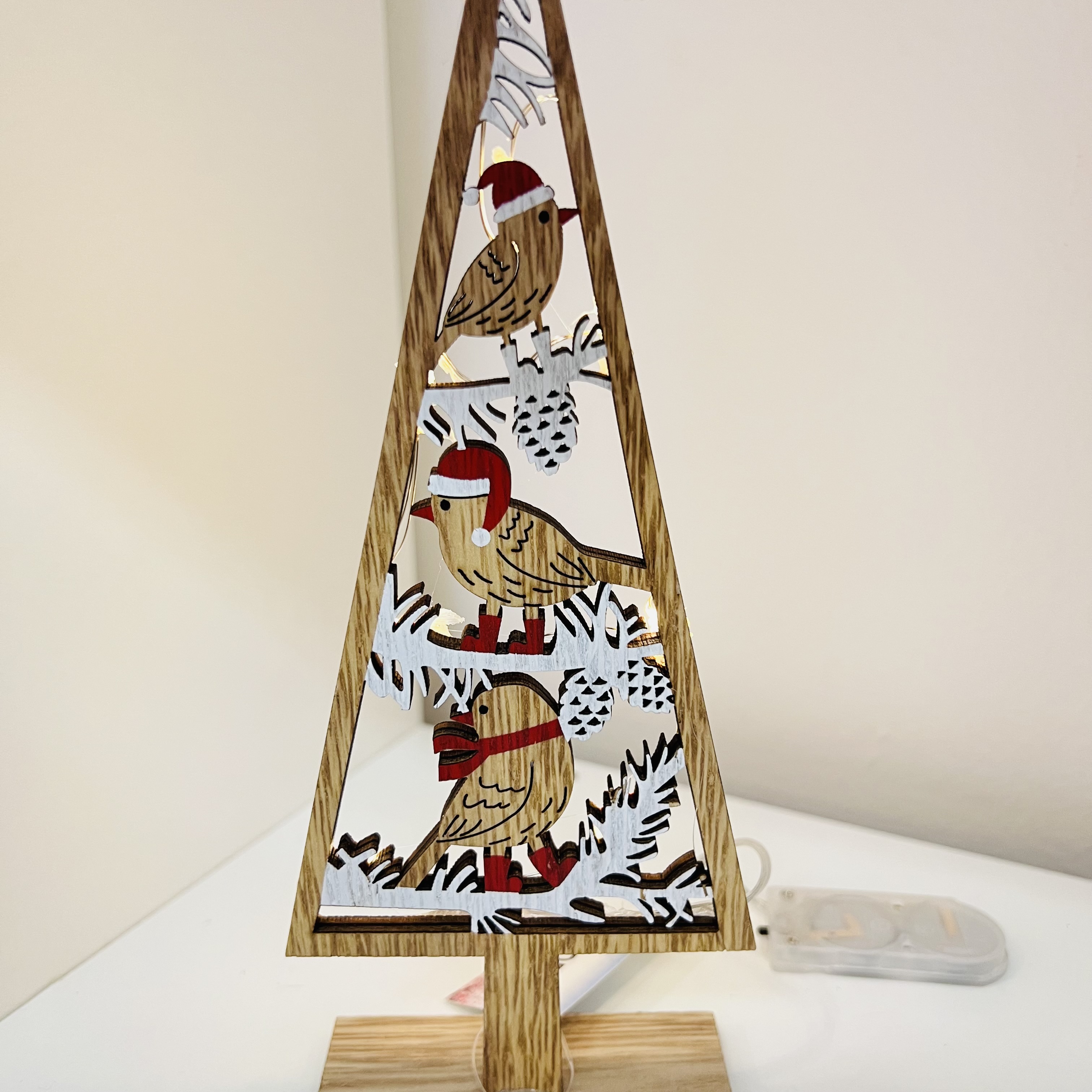 ZIMNÍ DEKORACE S LED OSVĚTLENÍM - STROMEČEK