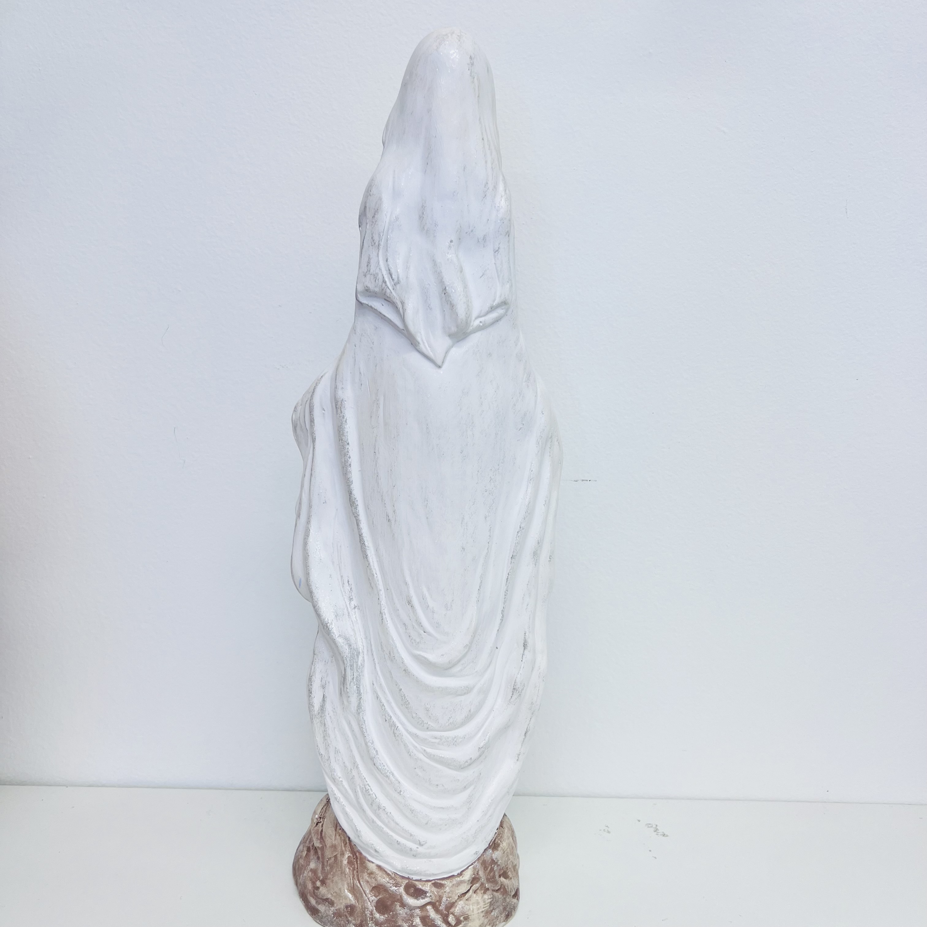DEKORACE FIGURA MARIE - SVĚTLÁ