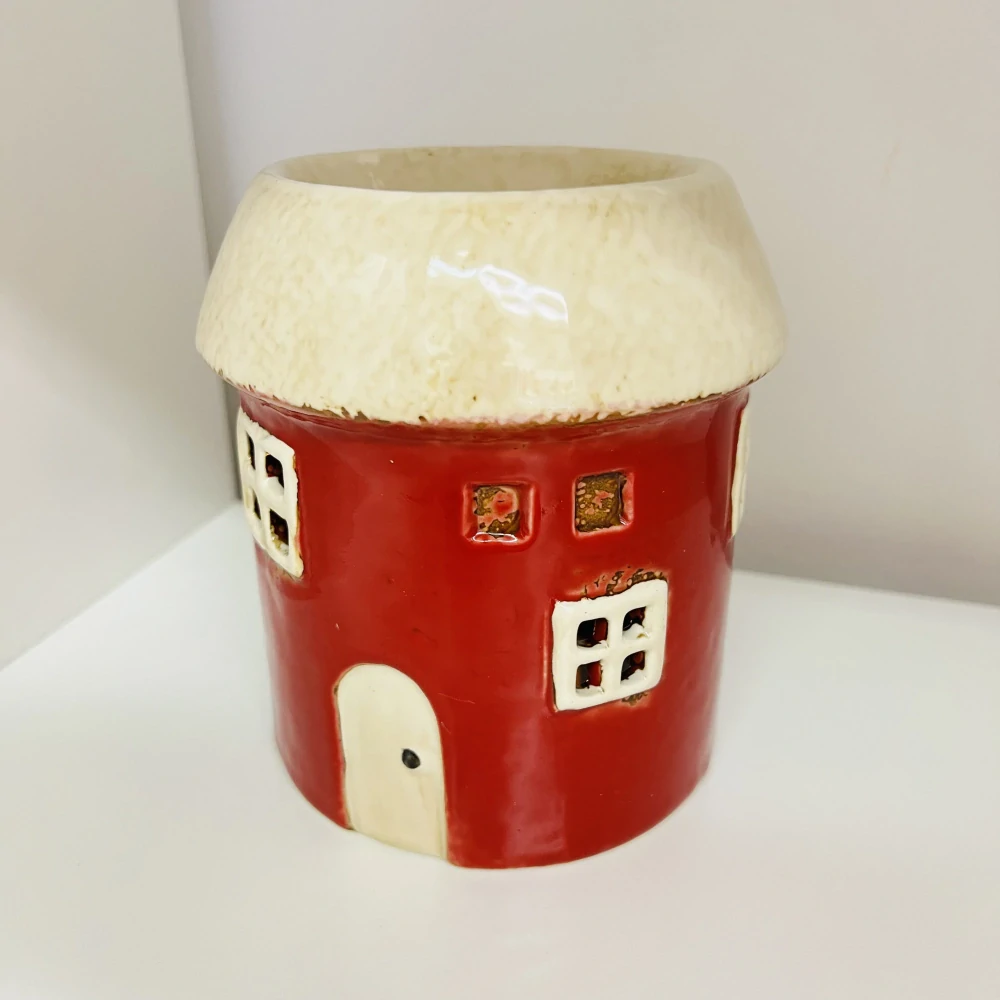 DEKORACE AROMALAMPA TVAR DOMEČEK 