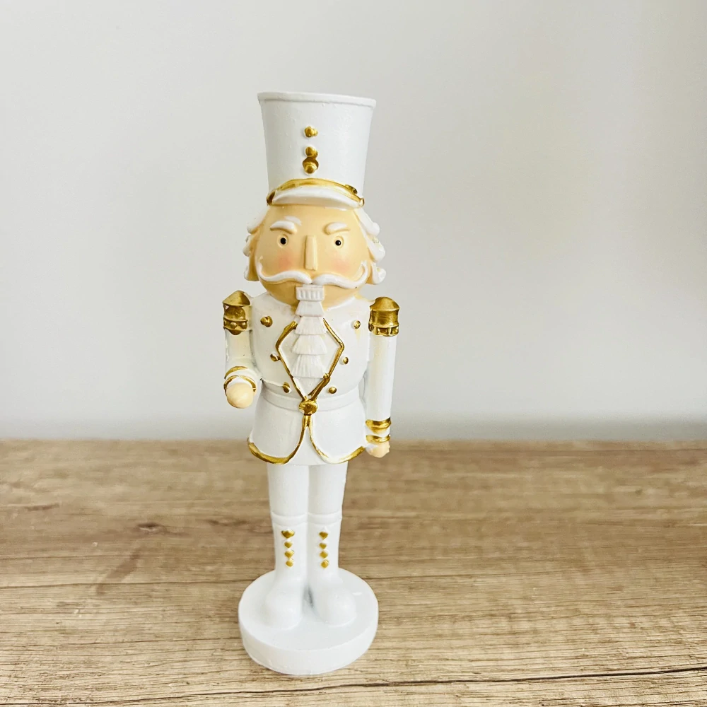 ZIMNÍ DEKORACE FIGURKA VOJÁKA MALÁ