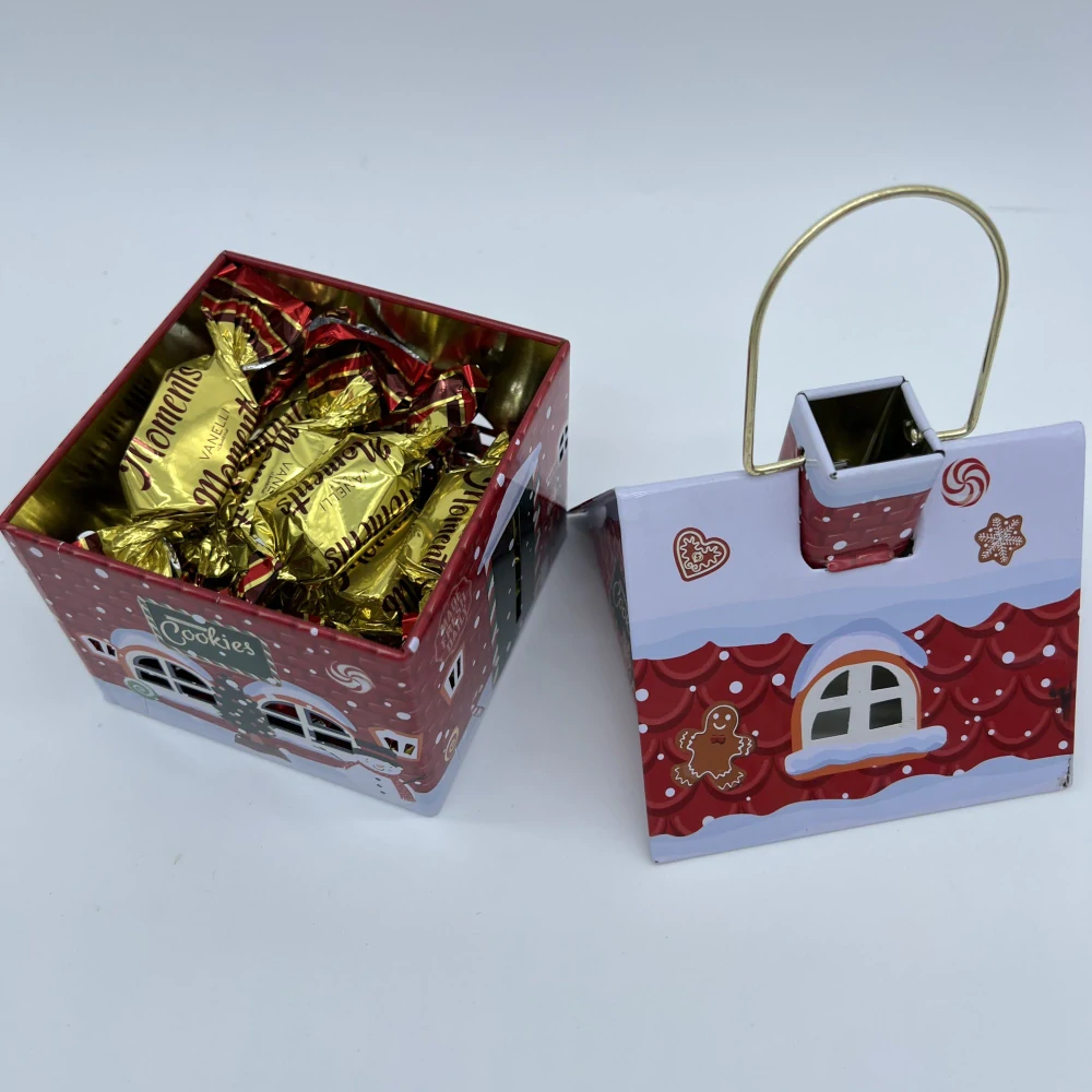 DÁRKOVÁ CHALOUPKA ( POKLADNIČKA) A ČOKOLÁDOVÉ BONBONY